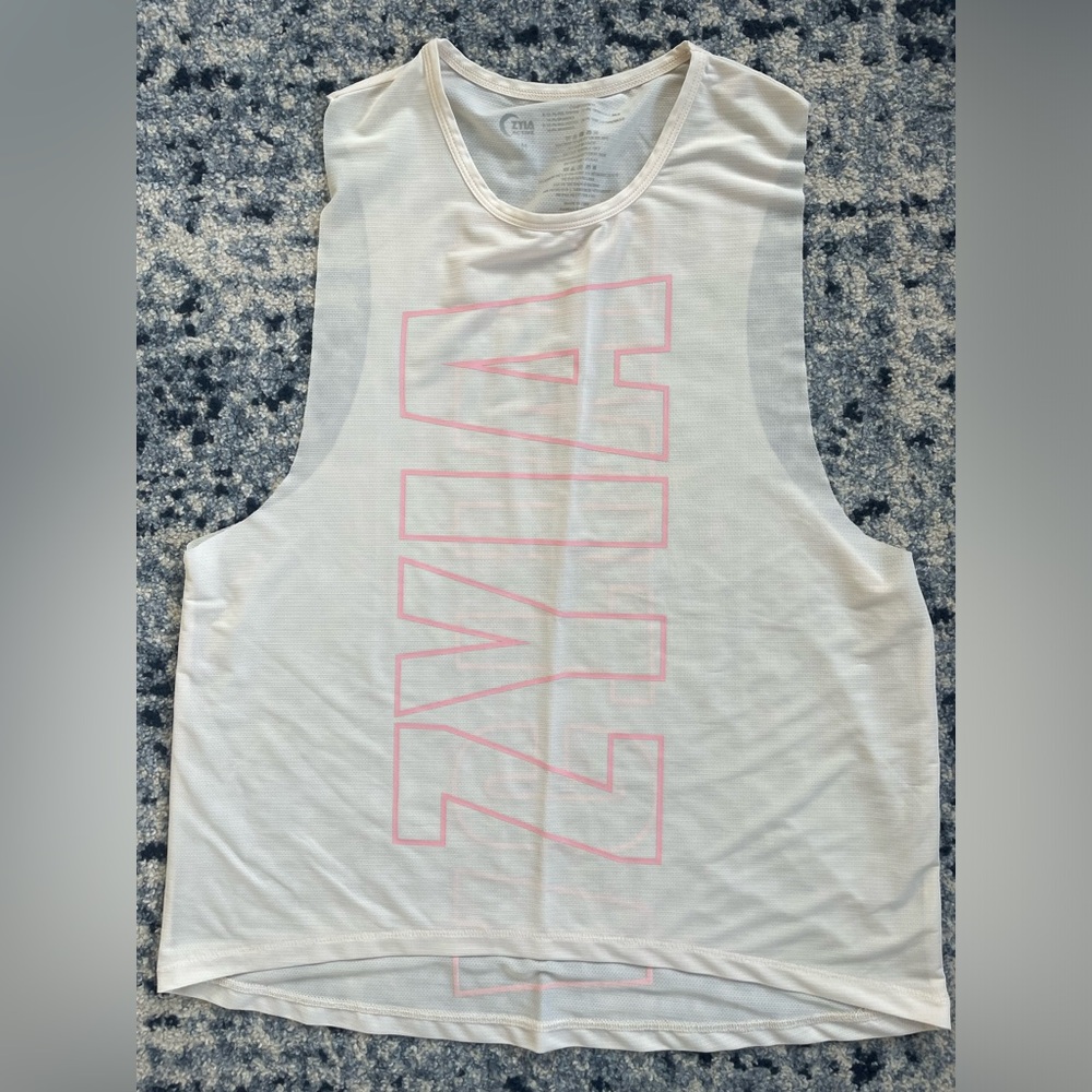 Zyia active tank
